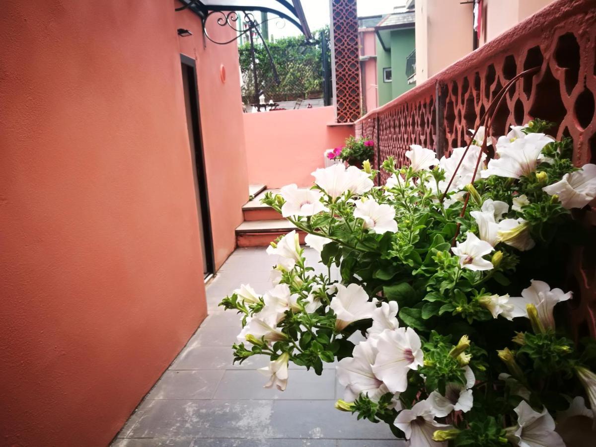 Pink House Garden Hotel Monterosso al Mare Buitenkant foto
